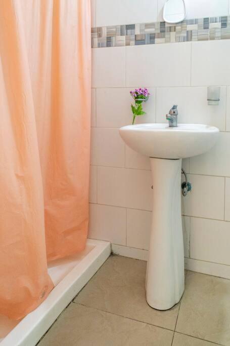 Habitacion Cerca Del Mar Y Zona Colonial ซานโตโดมิงโก ภายนอก รูปภาพ